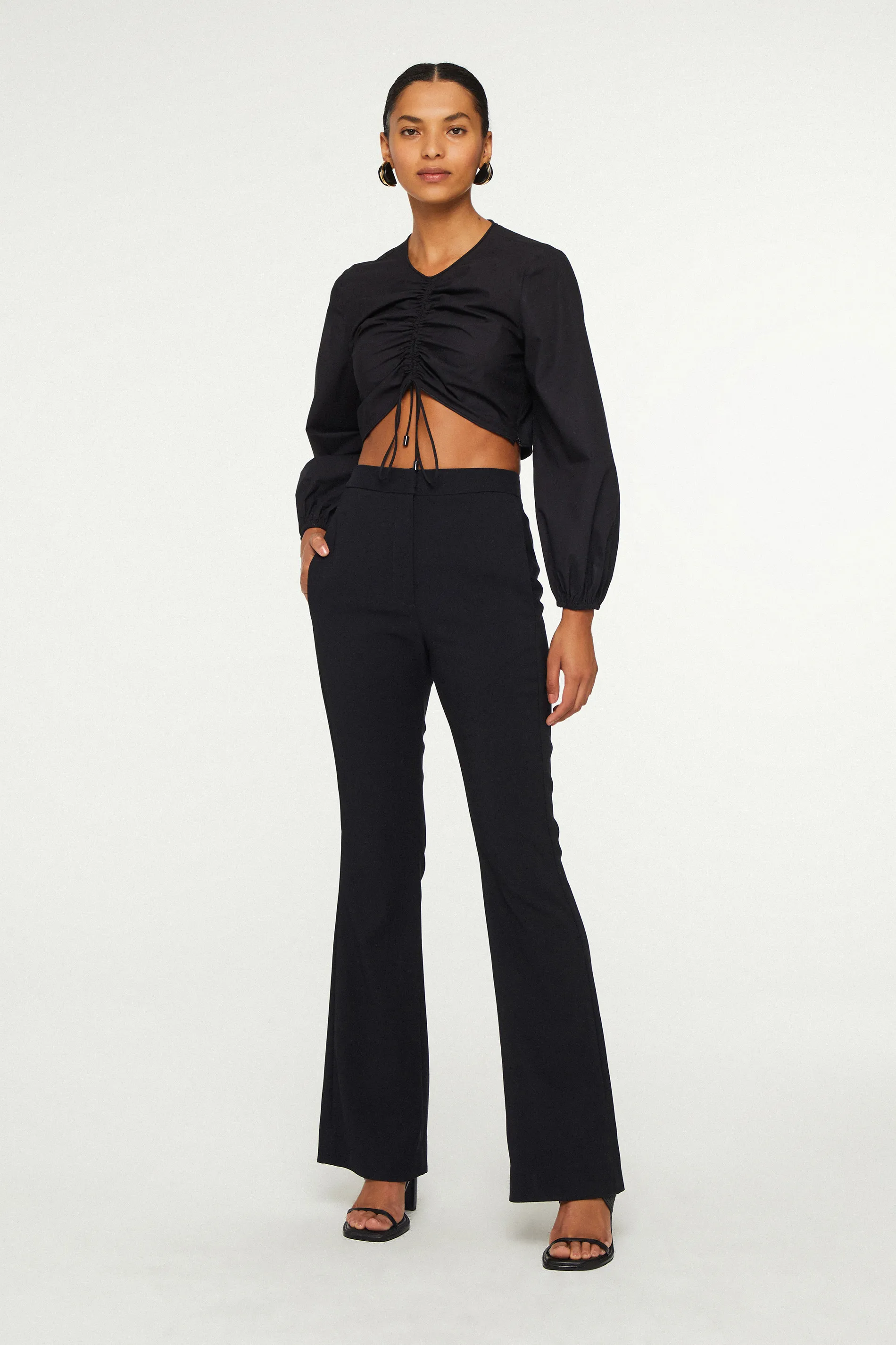 Blusa De Tricoline Cropped Franzida