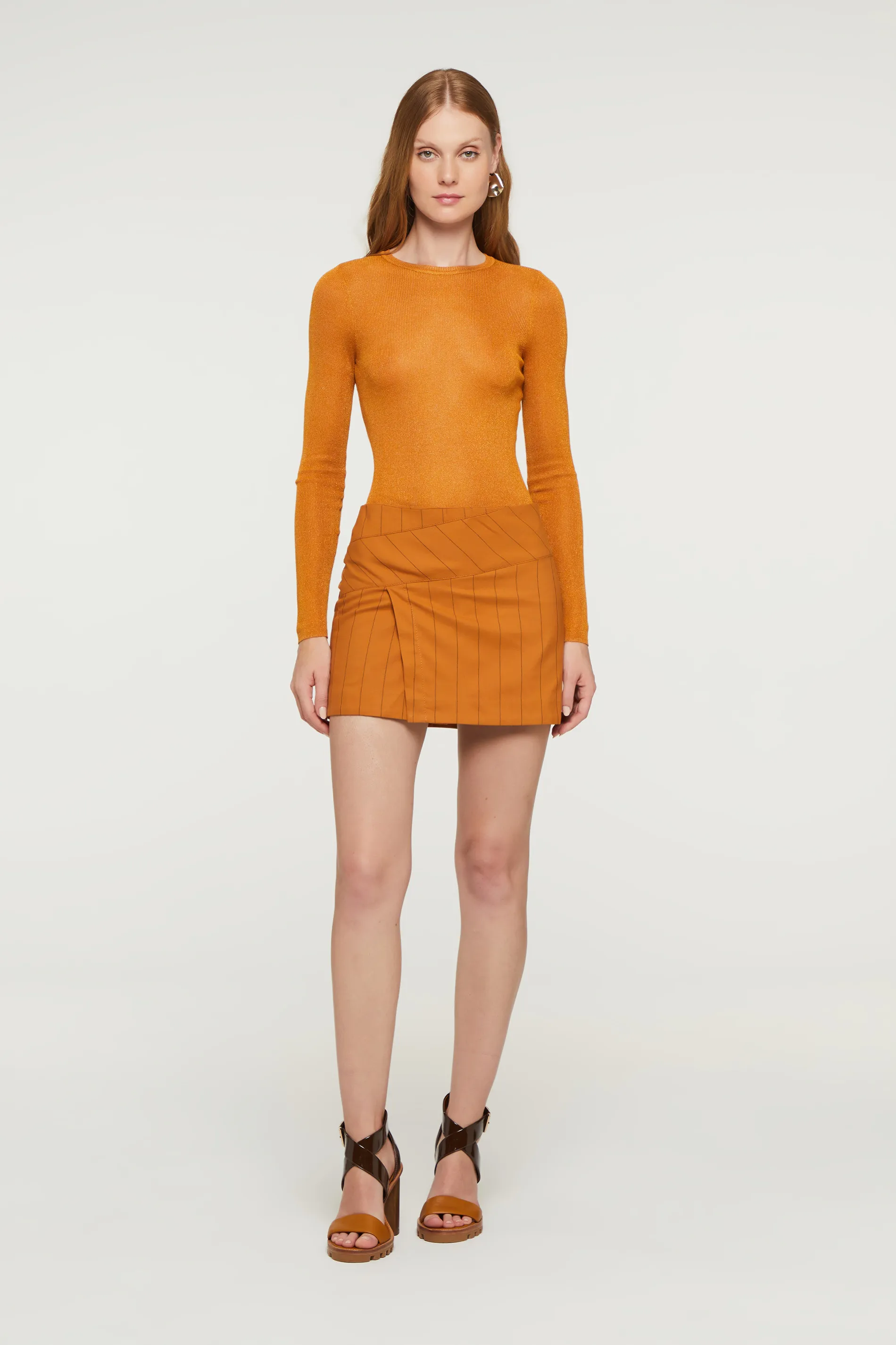 Mini Saia Em Alfaiataria Listrada De Algodão Color