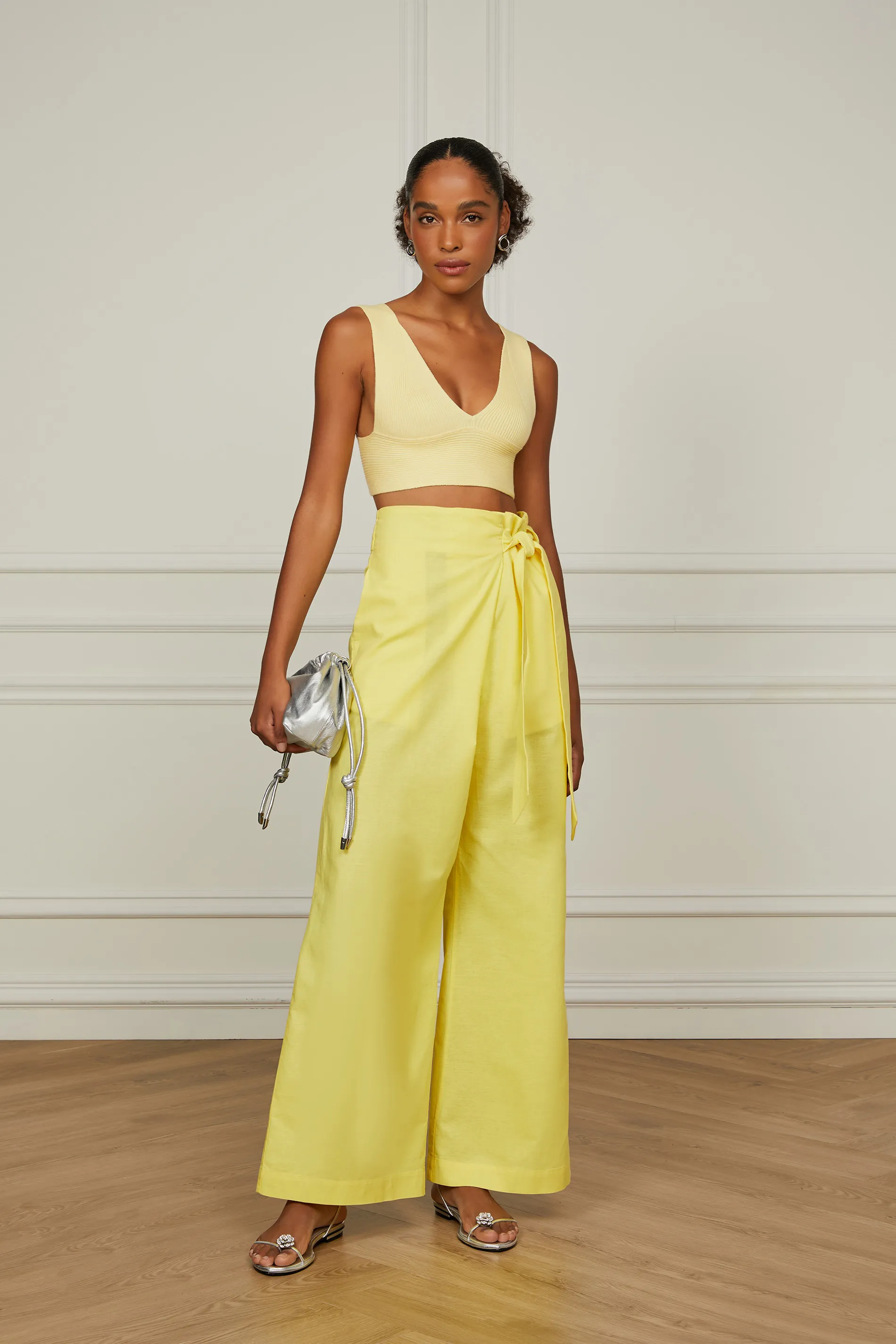 Top De Tricot Canelado Com Decote v Amarelo