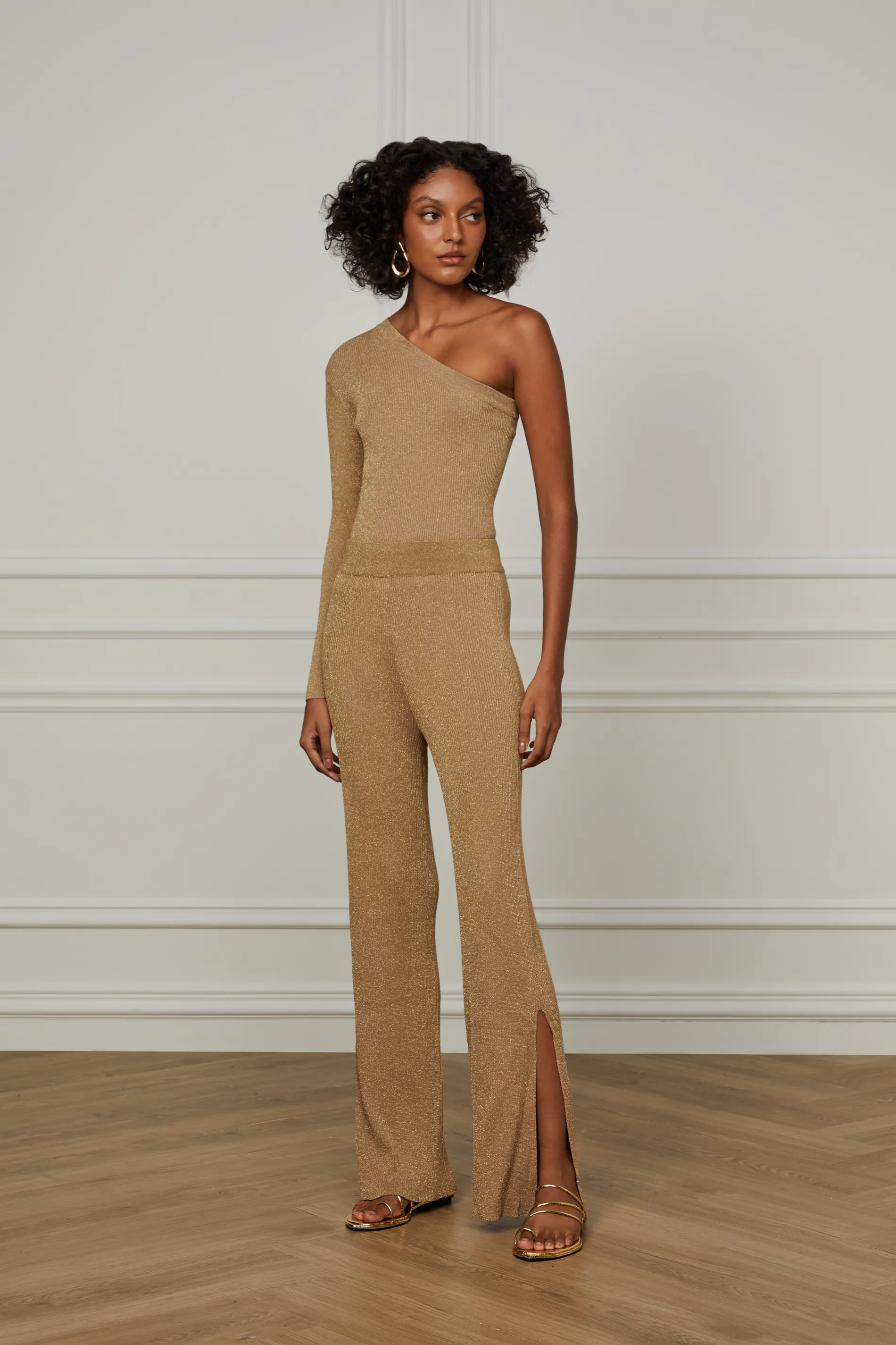 Calça De Tricot Reta Basic Com Lurex Marrom