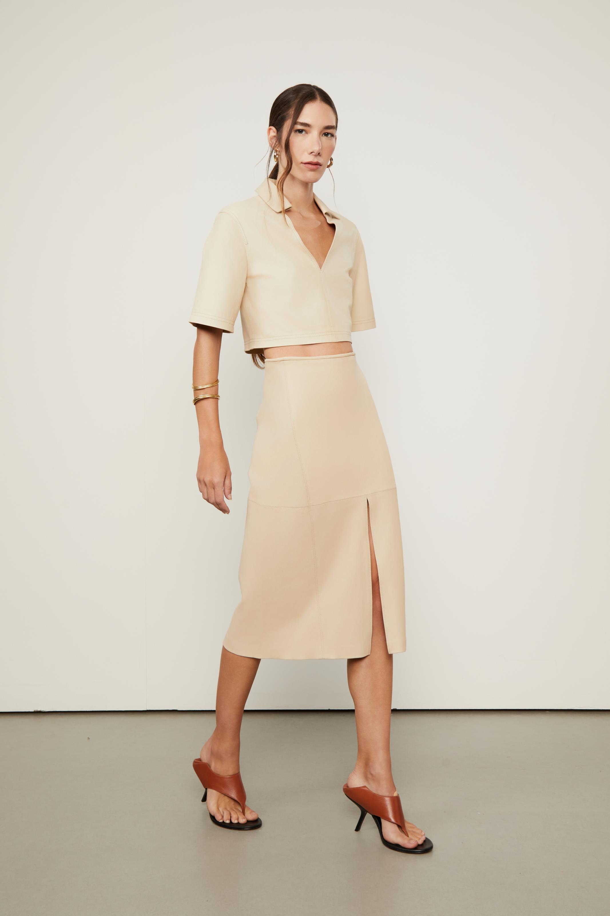 Saia De Couro Stretch Midi Fenda Frontal