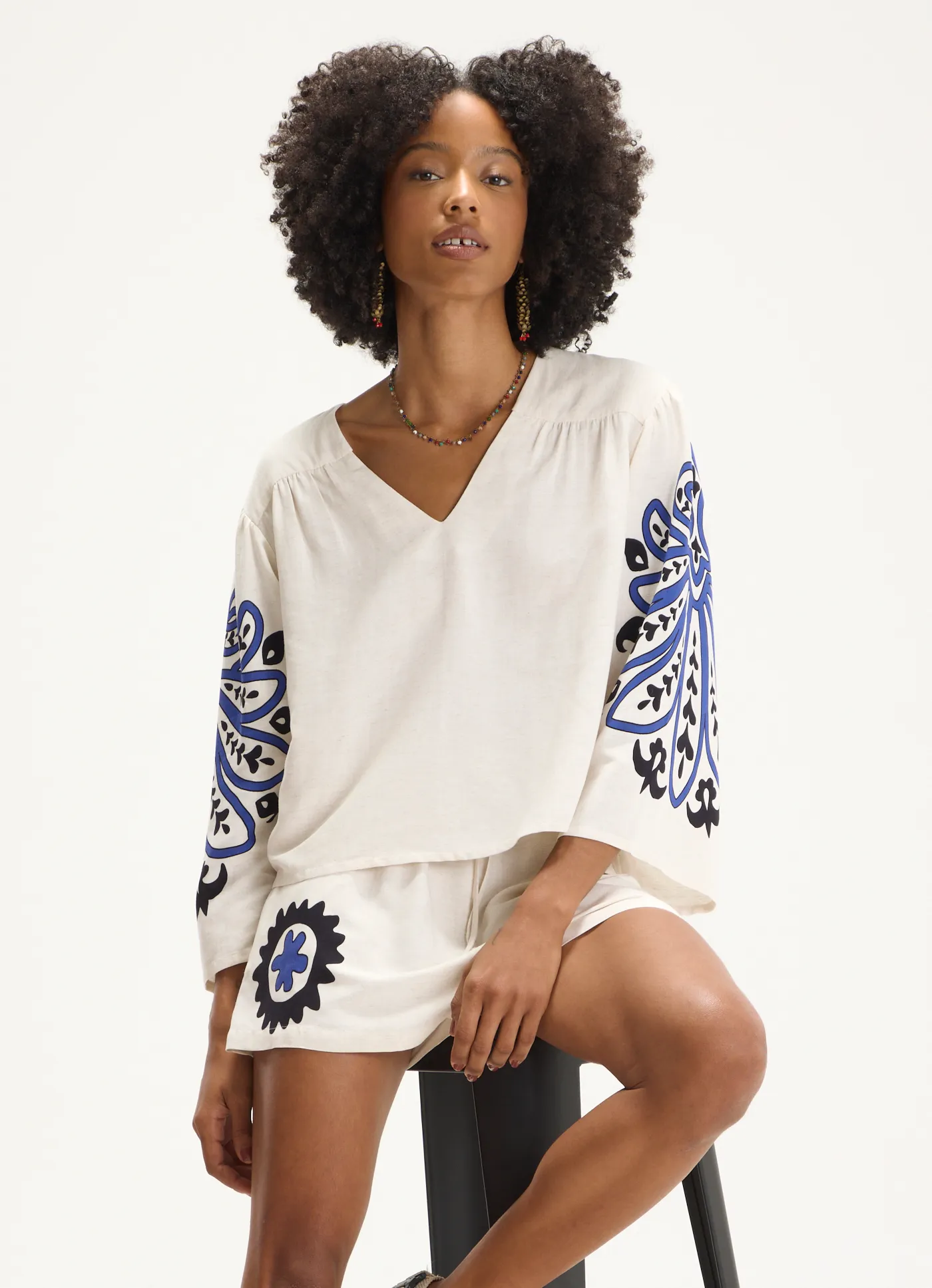 Bata linho estampada arabesco