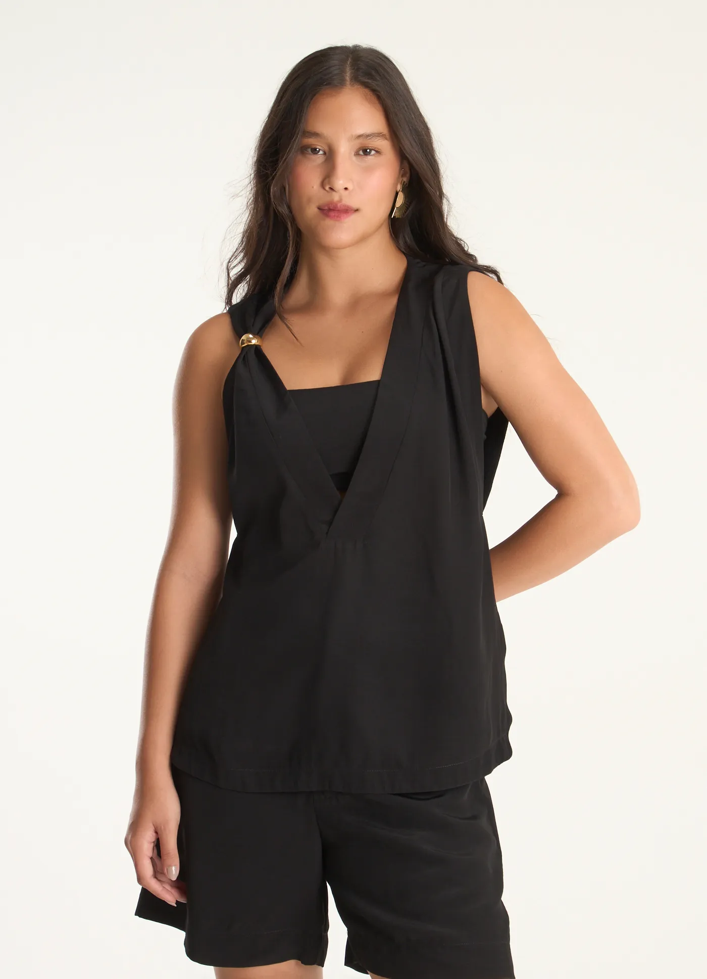 Blusa colete com top viscose lunar preto