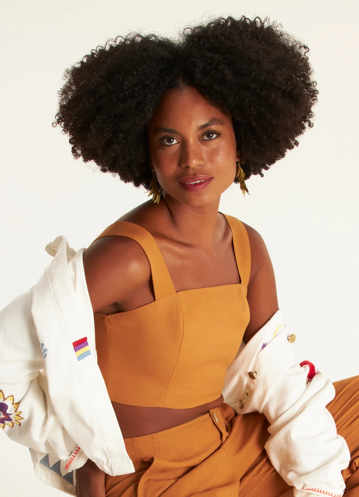 Top linho viva marrom