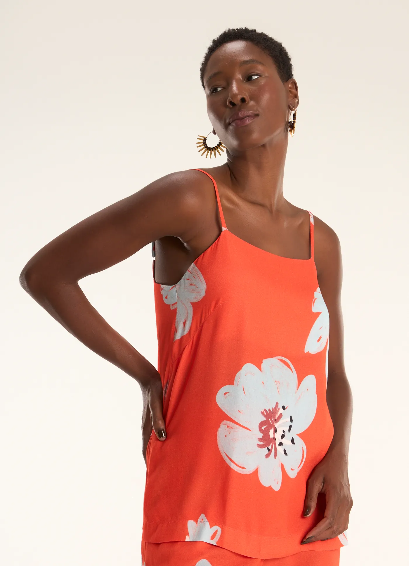 Blusa alcinha estampada papoula