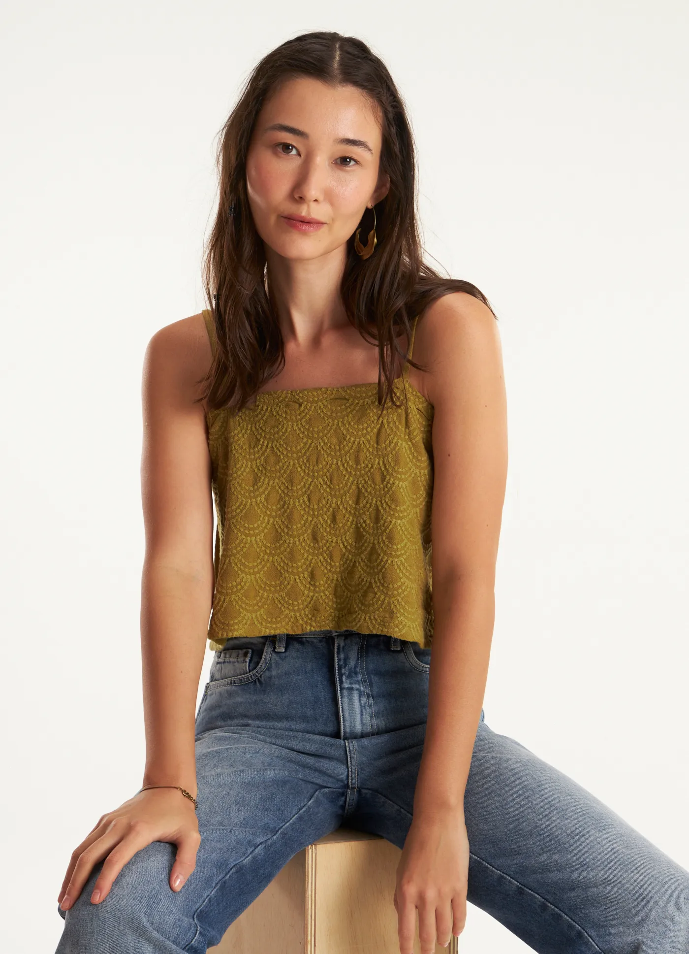 Blusa linho bordado dunas verde escuro