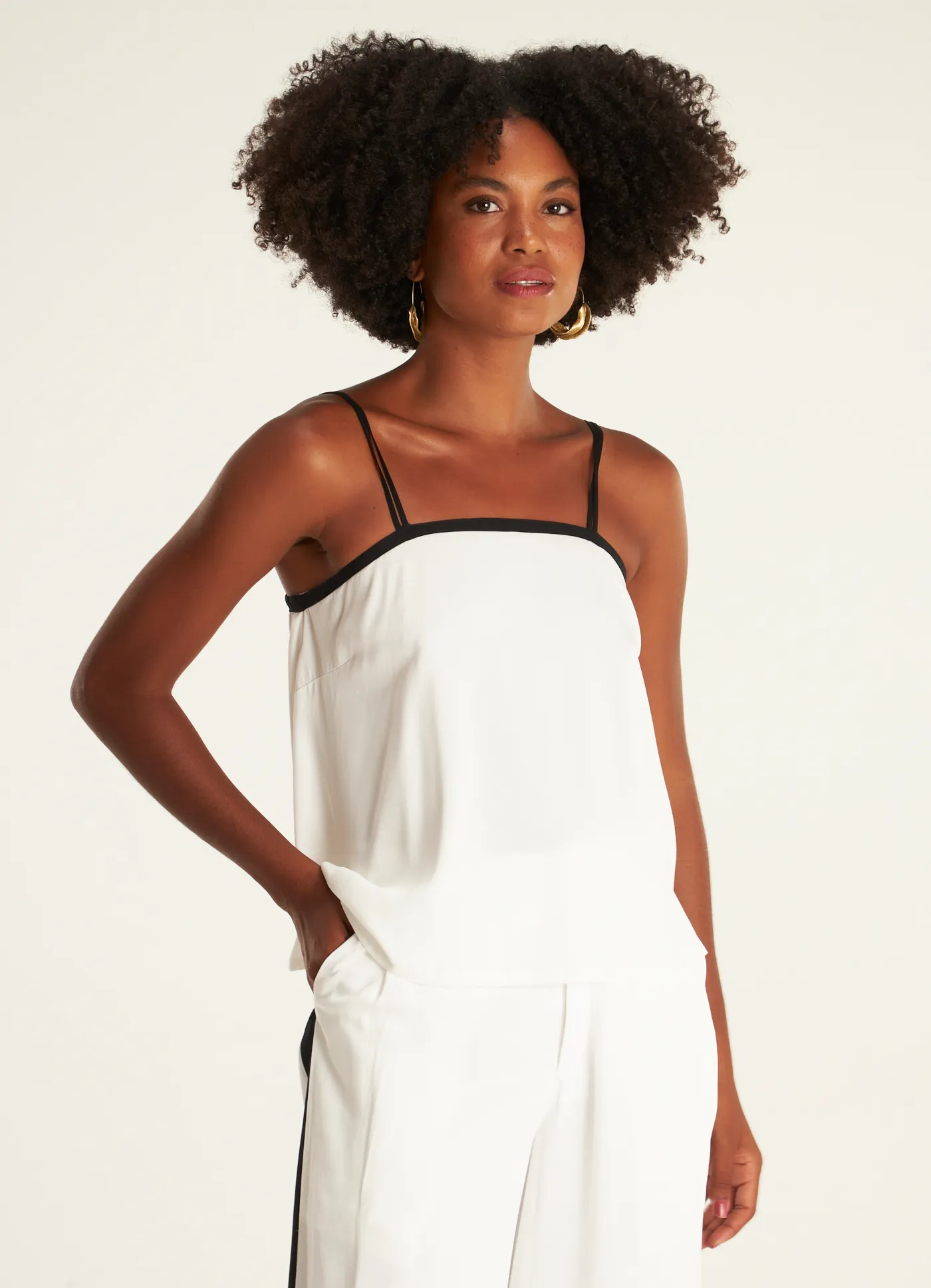 Blusa alça viscose pluma off white