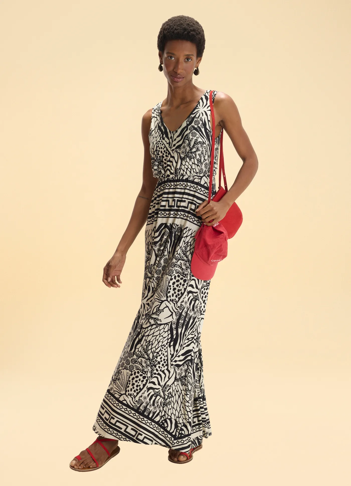 Vestido longo malha estampado corais