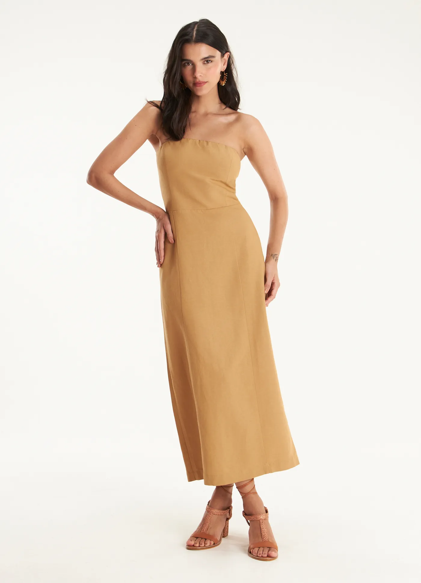 Vestido linho alfaiataria relicário bege