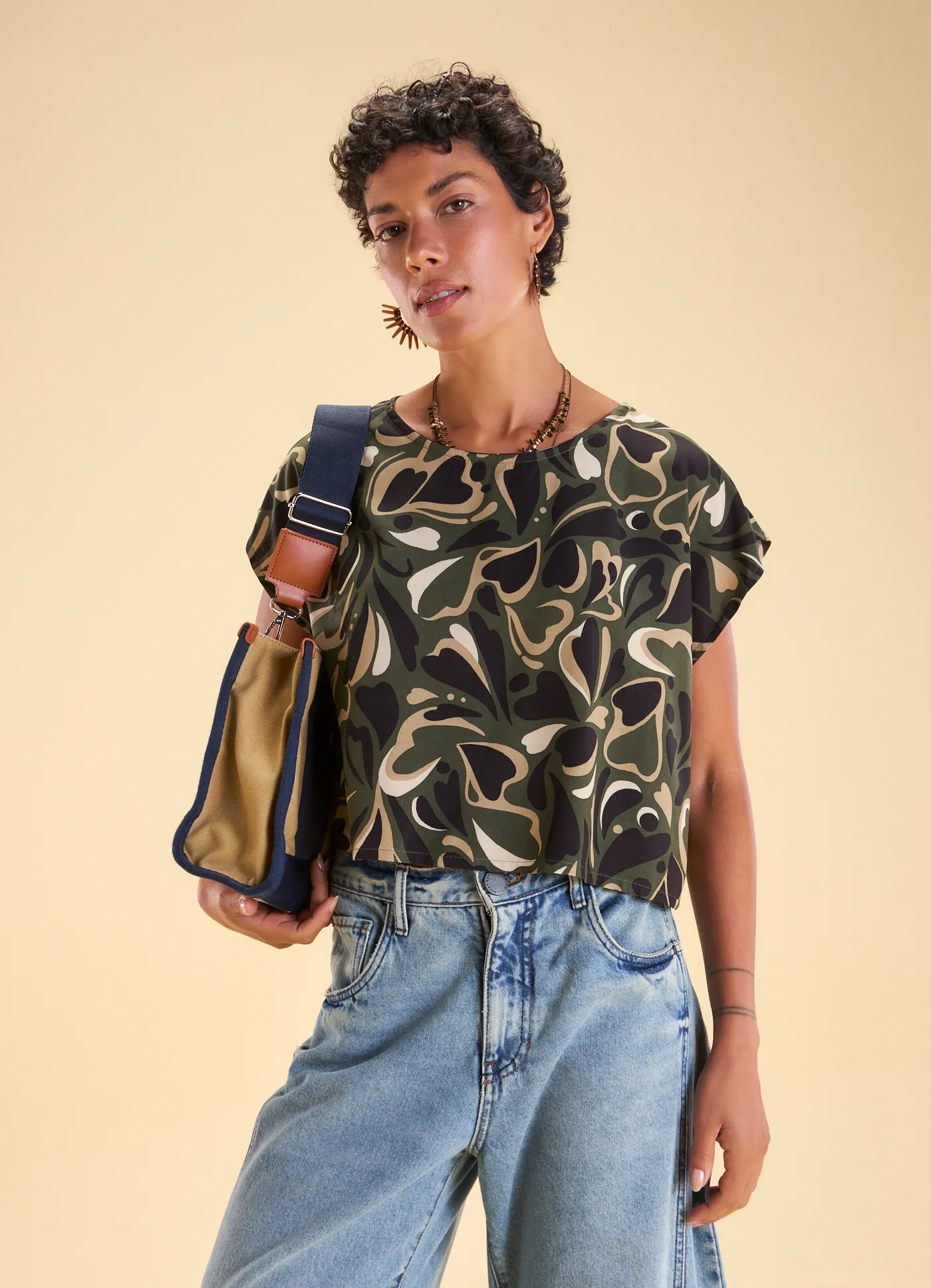 Blusa manga curta estampada marble