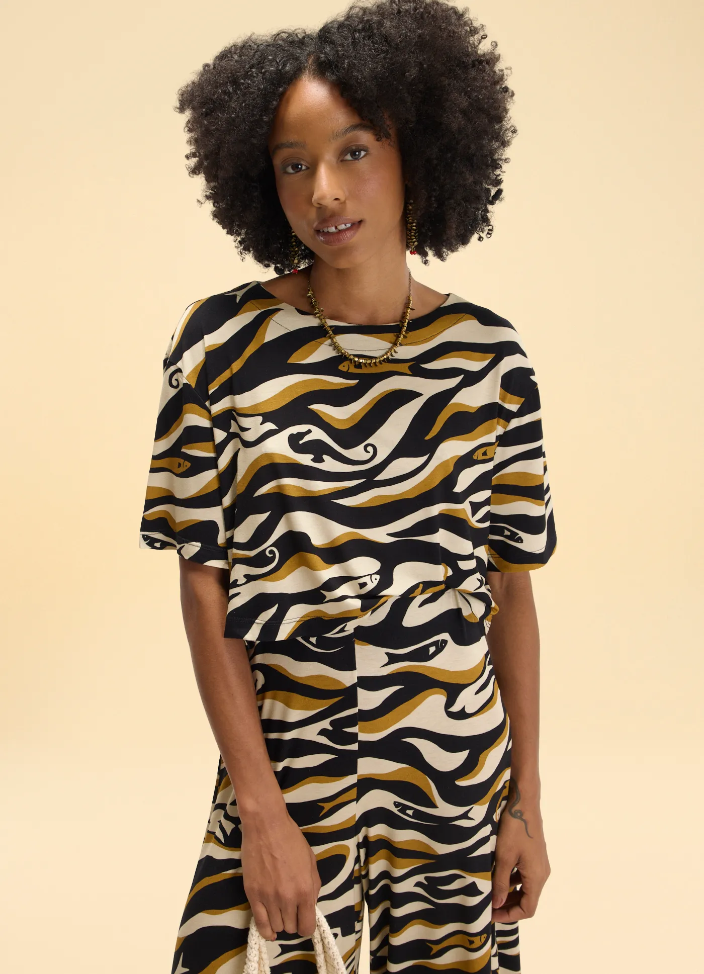 Blusa box malha estampada ondas