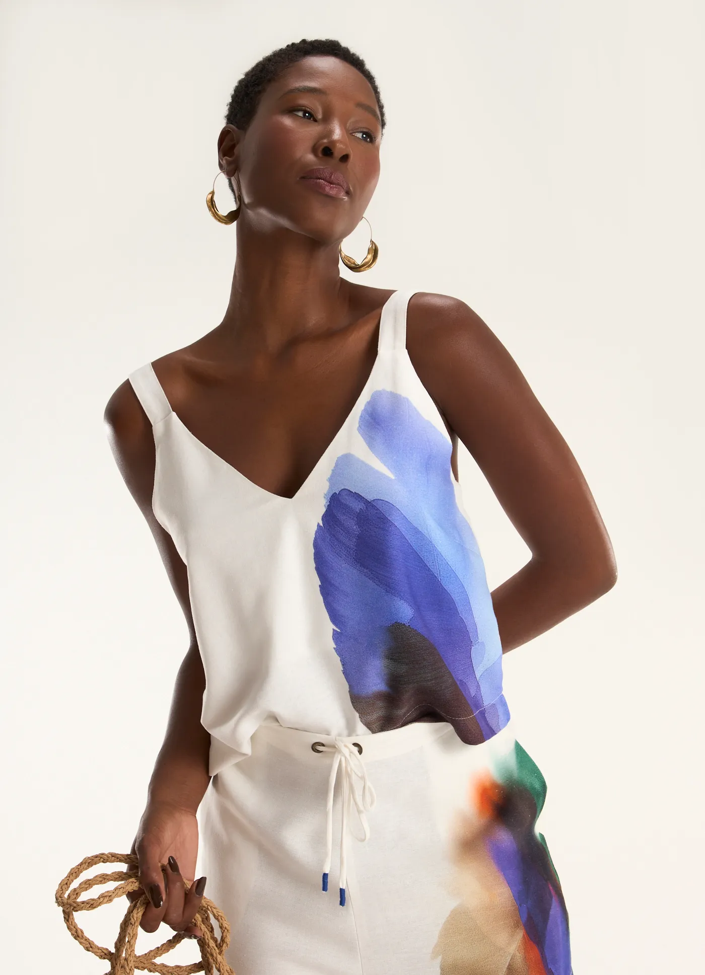 Blusa linho estampada beija flor