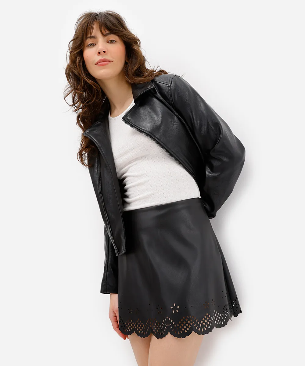 minissaia feminina de poliuretano recorte a laser preta