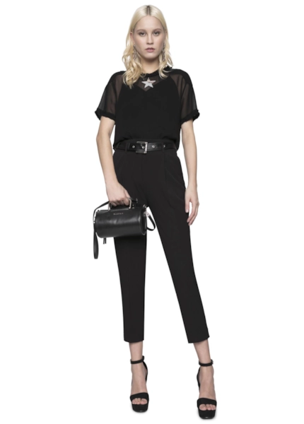 Blusa Chiffon Mirror Star Bordado Preto