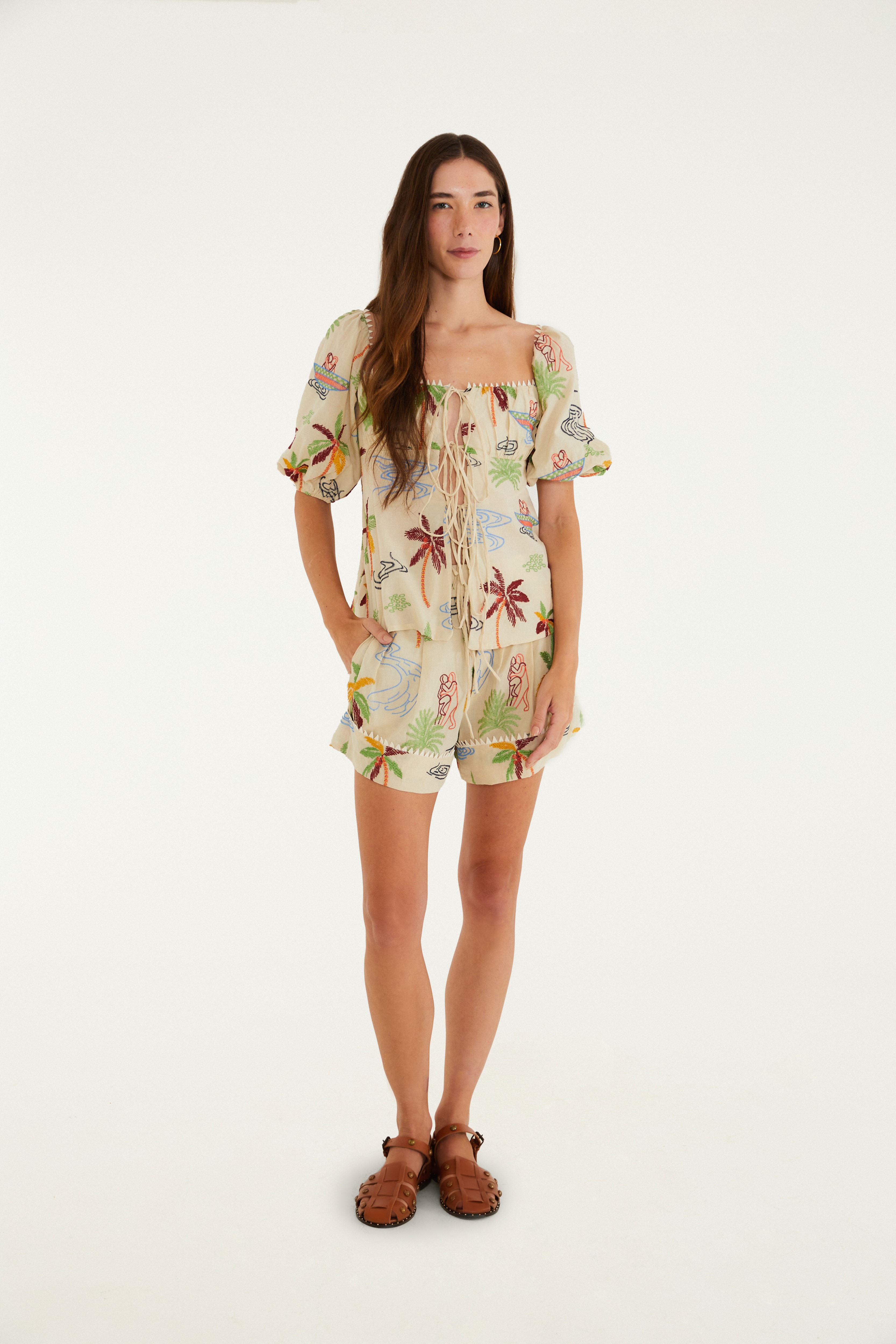 Short Bordado Bem Querer