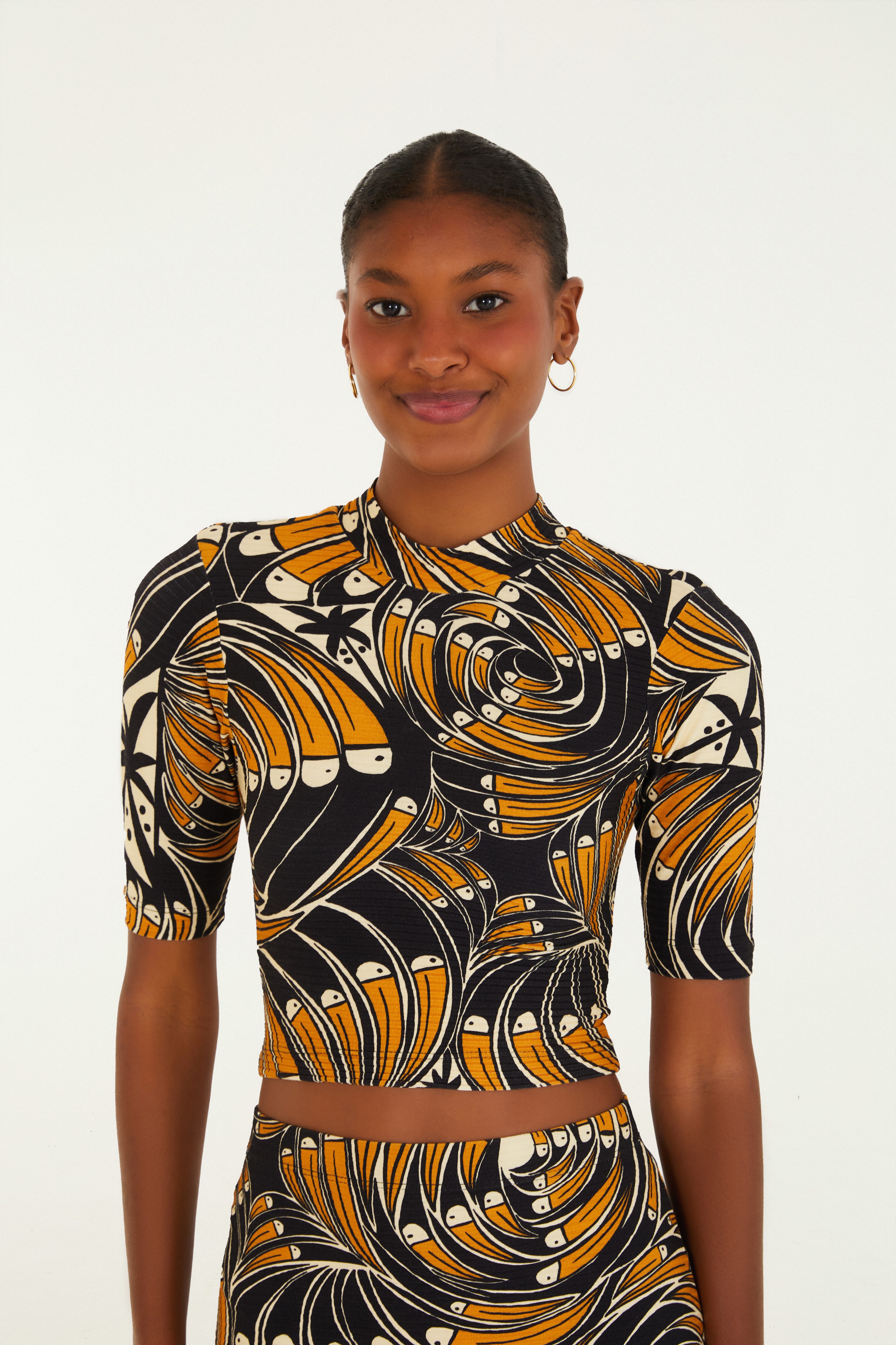 Blusa Cropped Estampada Leque De Tucano