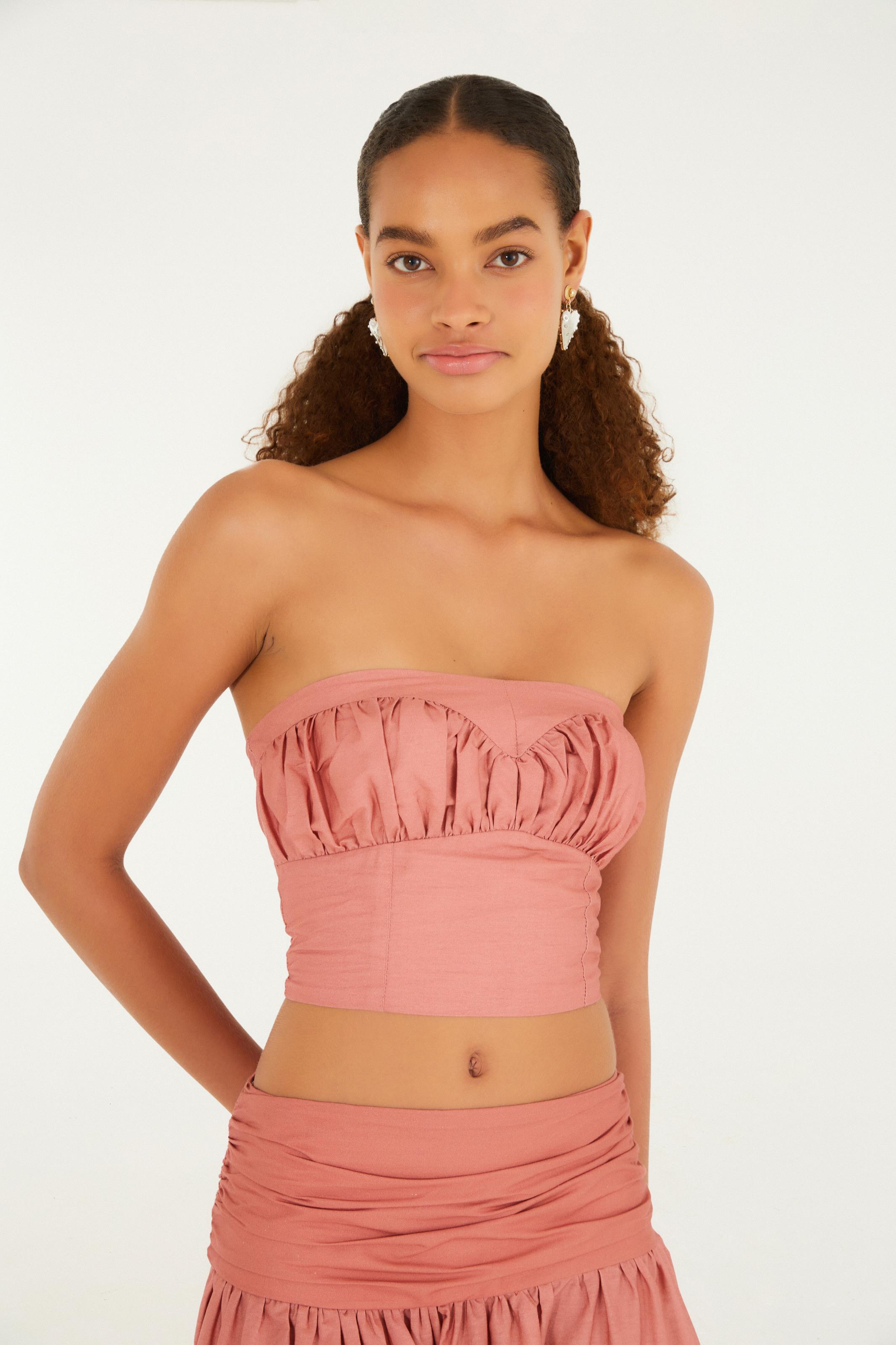 Top Franzido Romance Flor Localizado