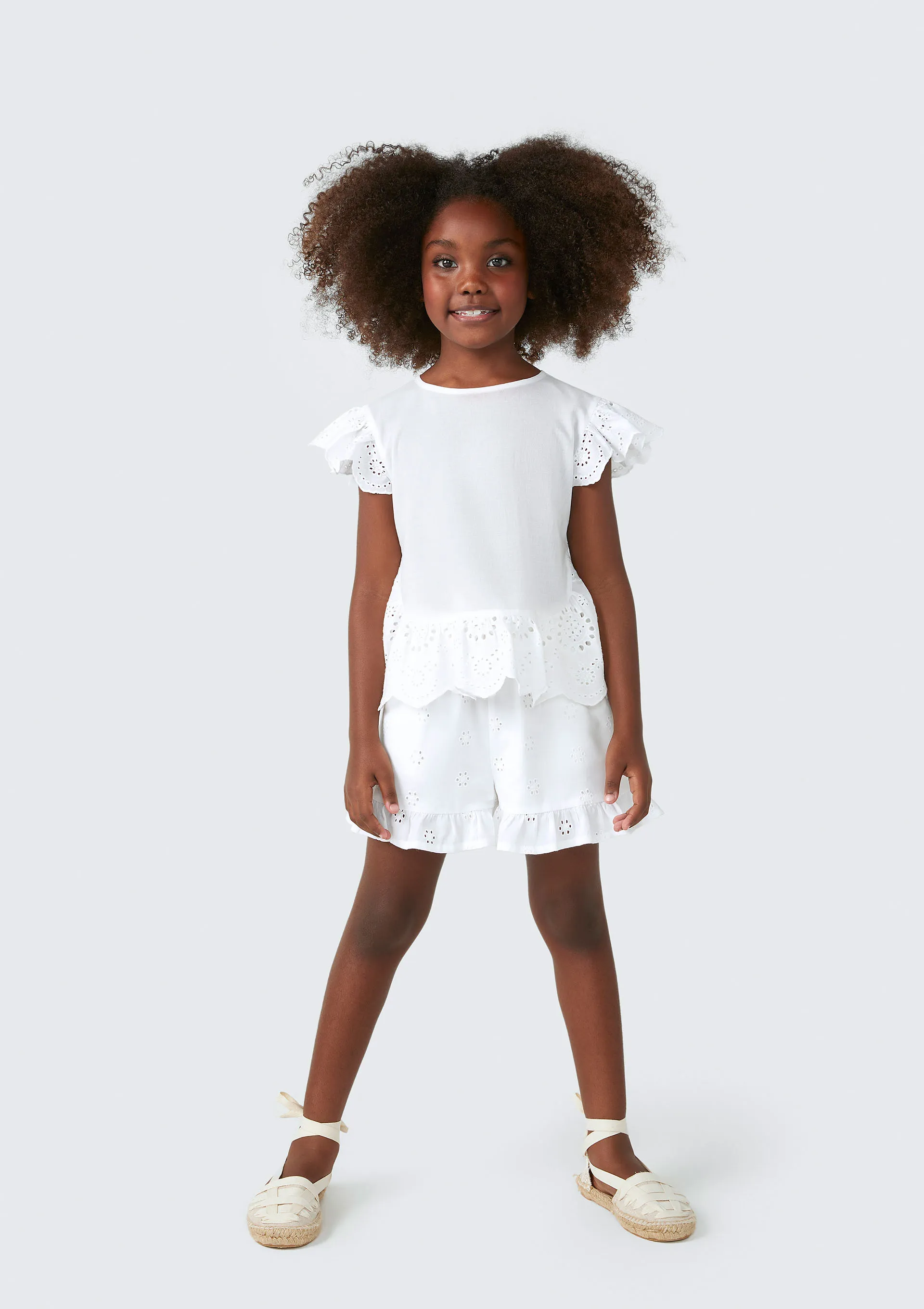Shorts Infantil Menina Com Laise e Babados - Branco