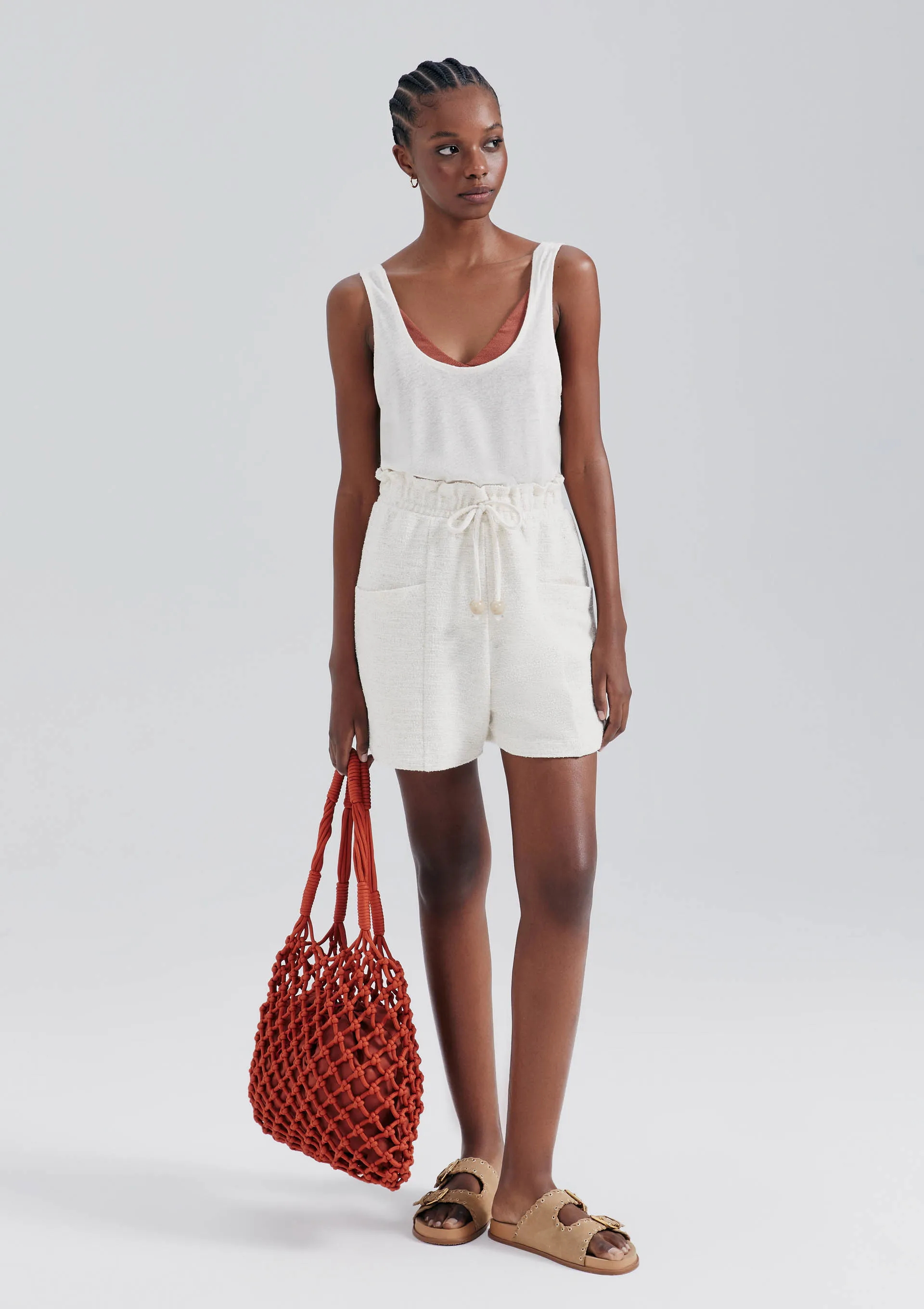 Shorts Feminino Texturizado Com Linho - Bege