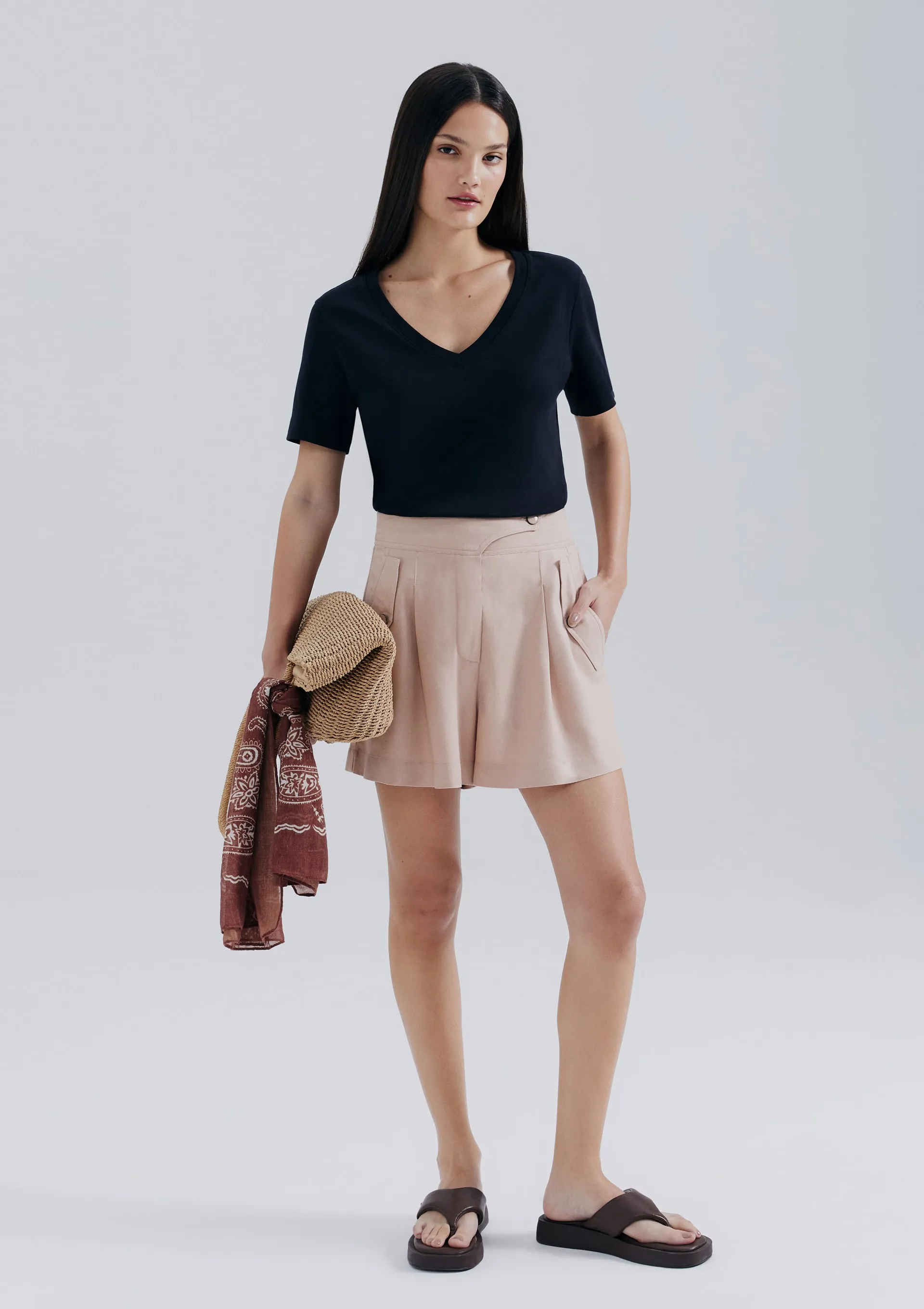 Shorts Feminino Com Linho - Bege