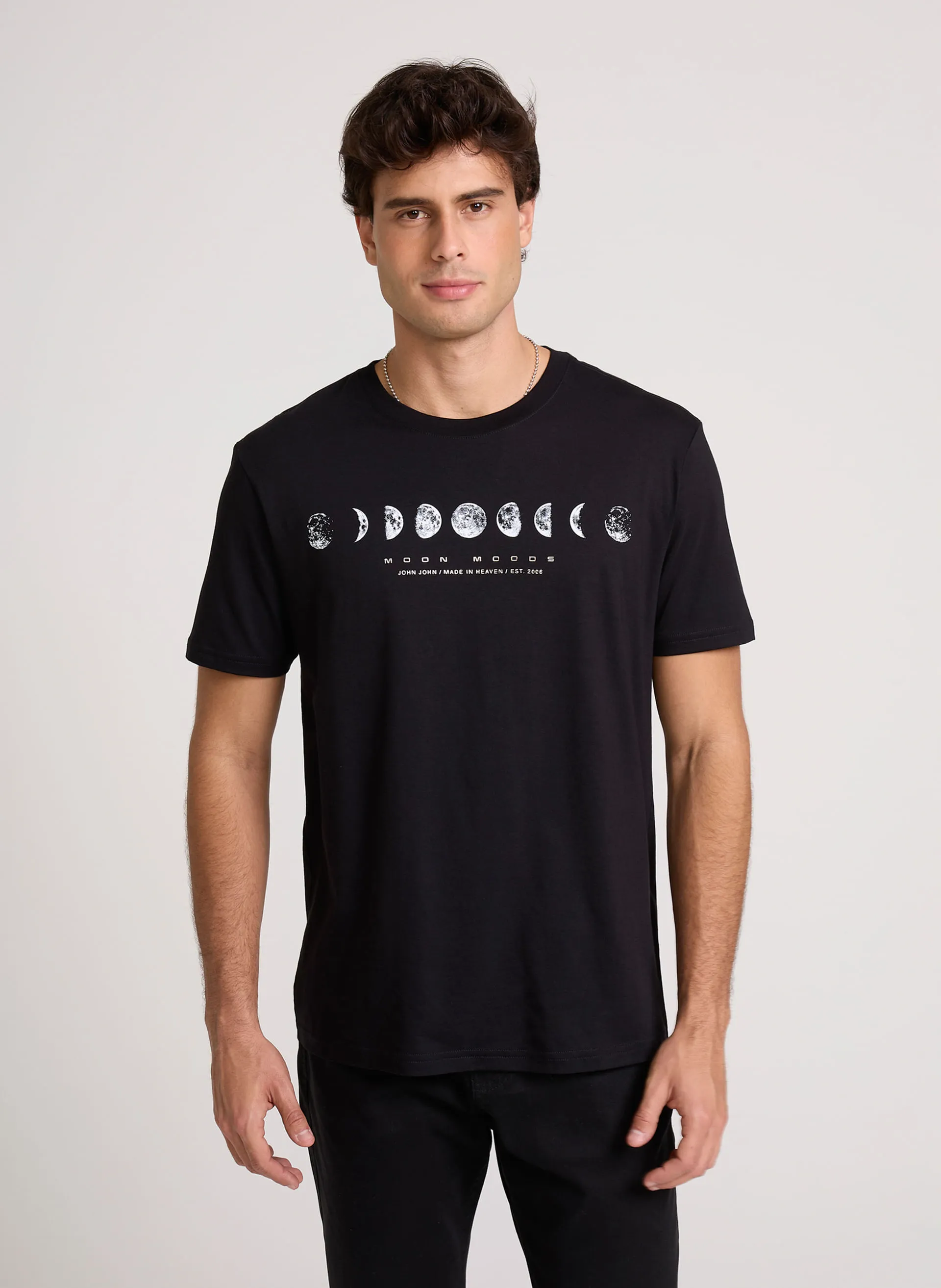Camiseta Regular Fit Moon Moods Black John John Masculina