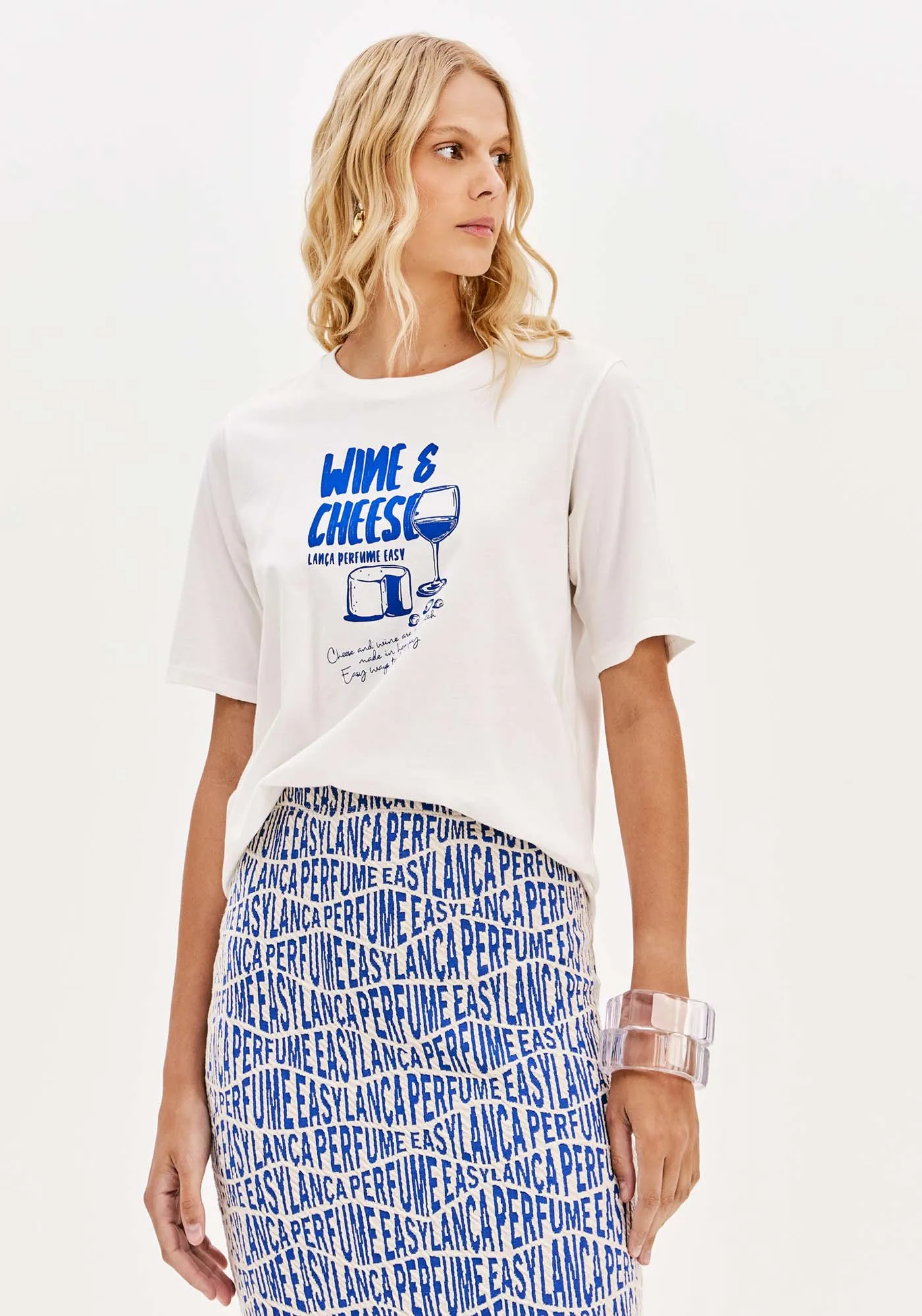 T-shirt Manga Curta Descolada Com Estampa