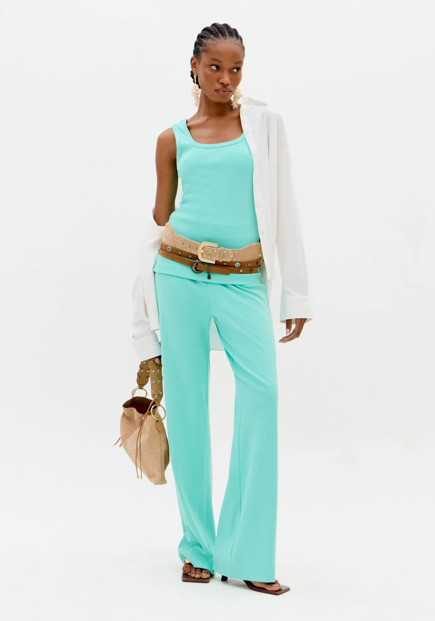 Calça Reta Com Cintura Alta