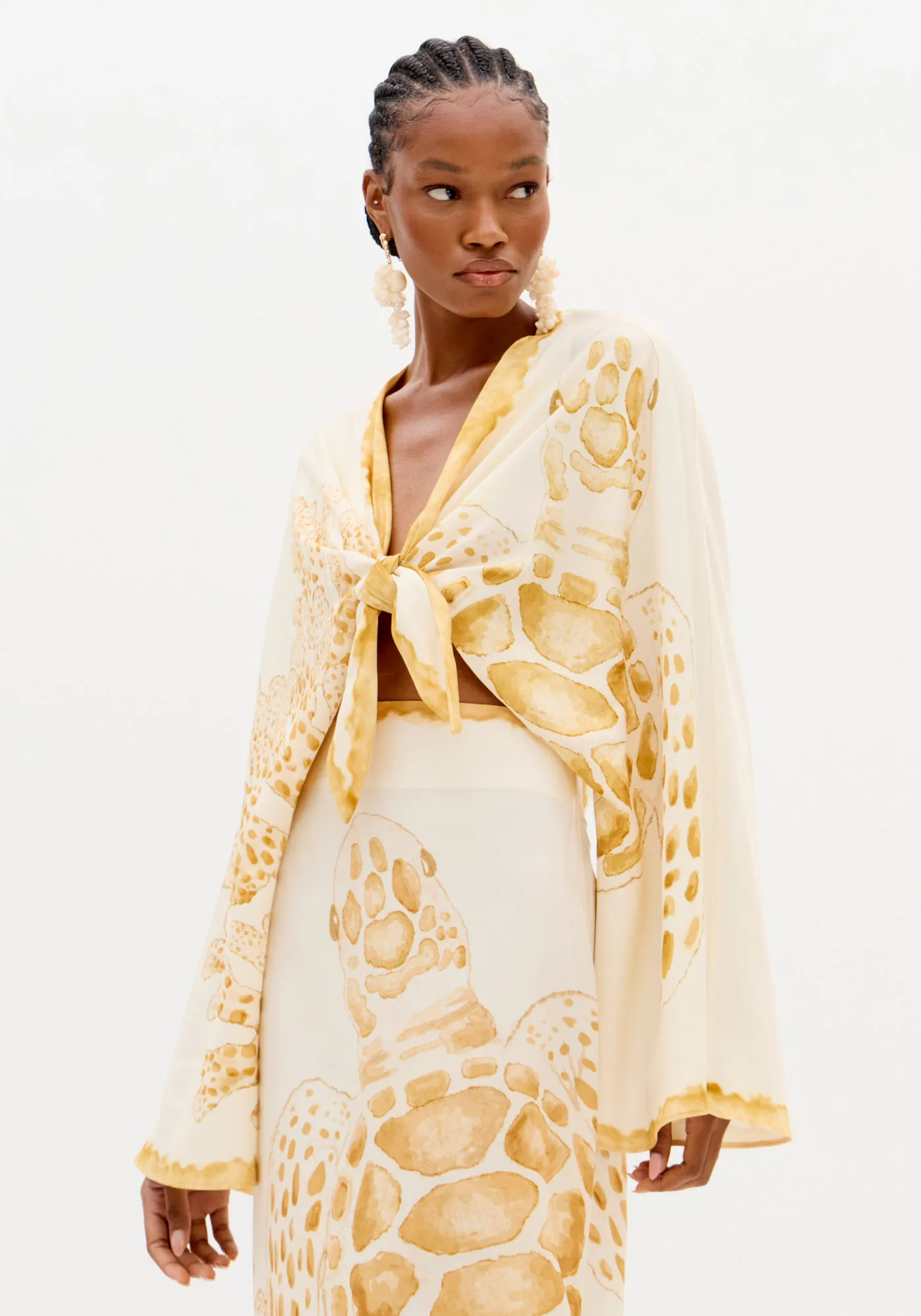 Blusa Curta Estampada Manga Ampla