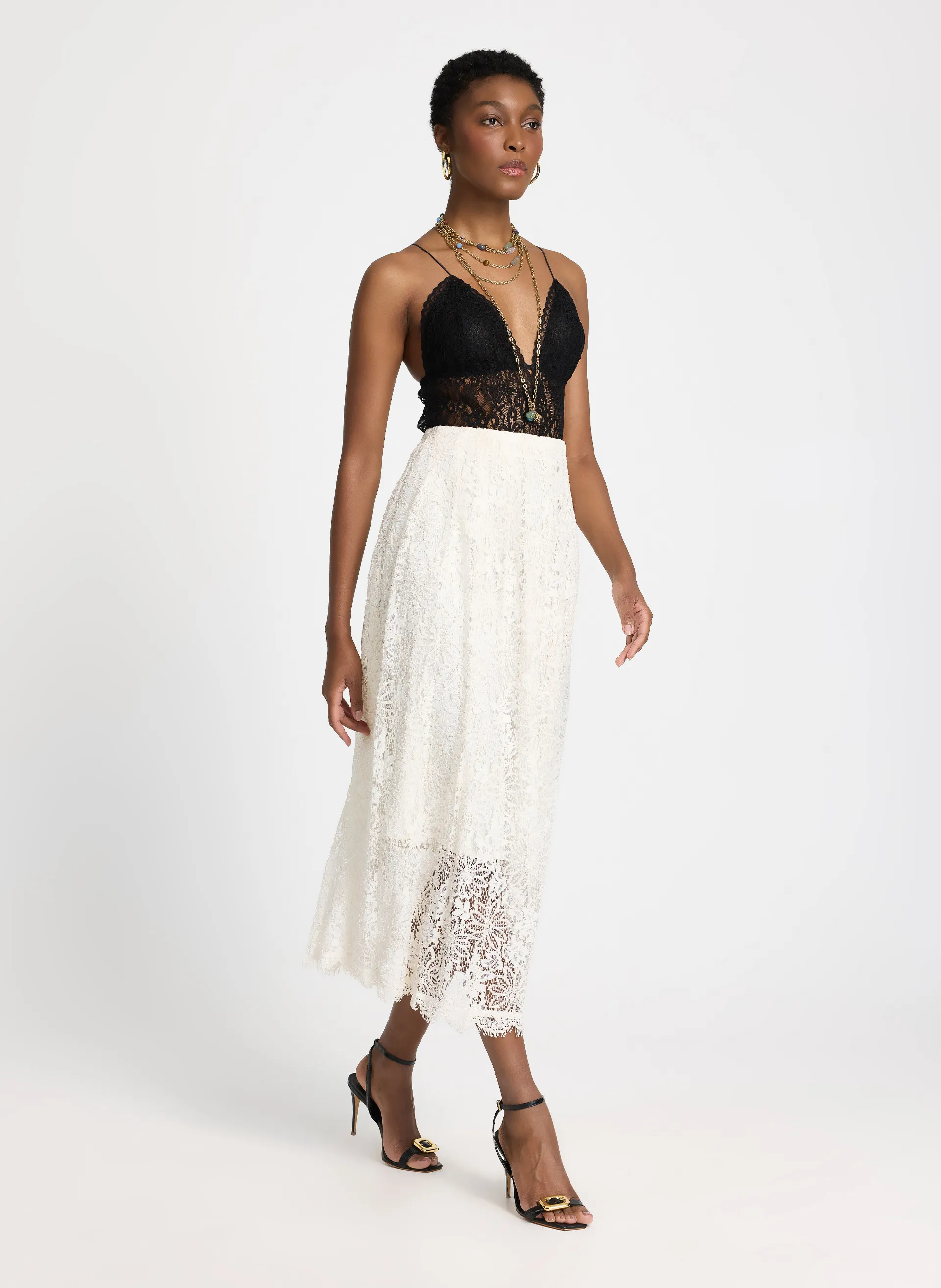 Saia Le Lis Renda Antônia Feminina