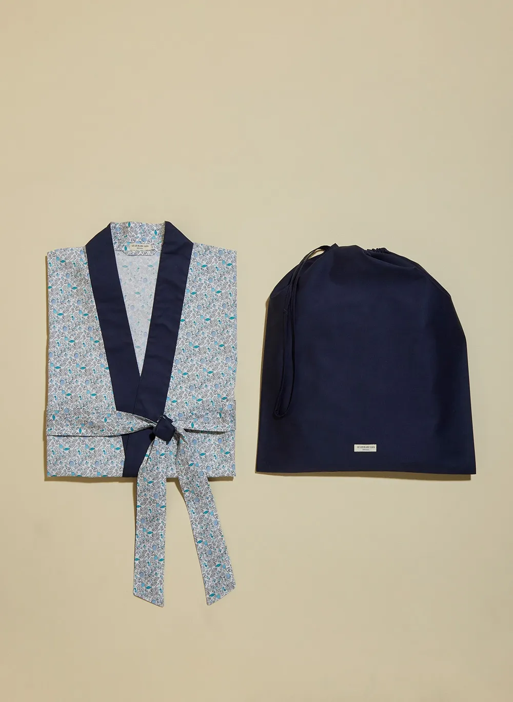 Kimono Le Lis Casa Detalhe Azul Curto Feminino