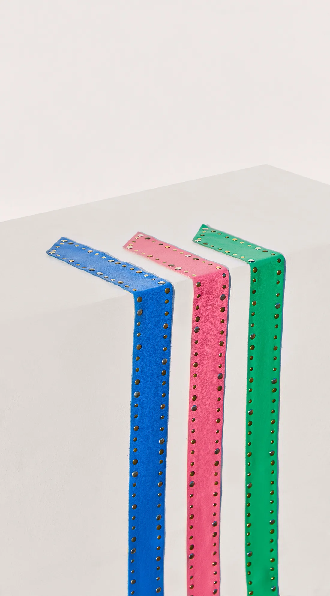 Cinto Morena Rosa Cintura Fino Detalhe Tachas Verde