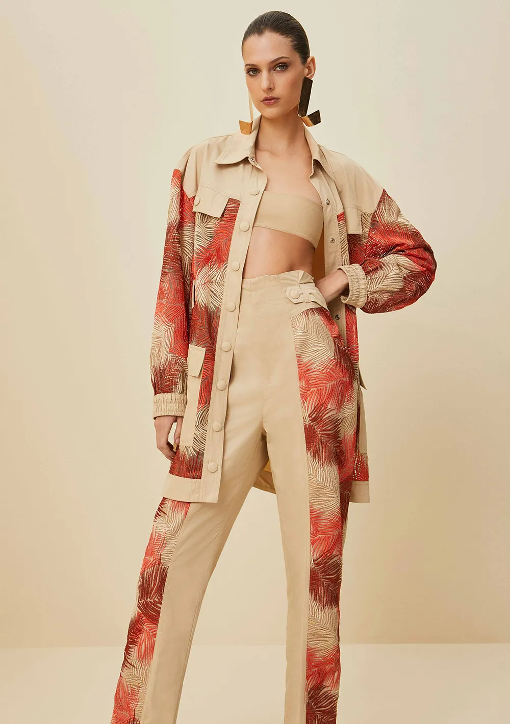 Parka Morena Rosa Composê De Tecidos Bege