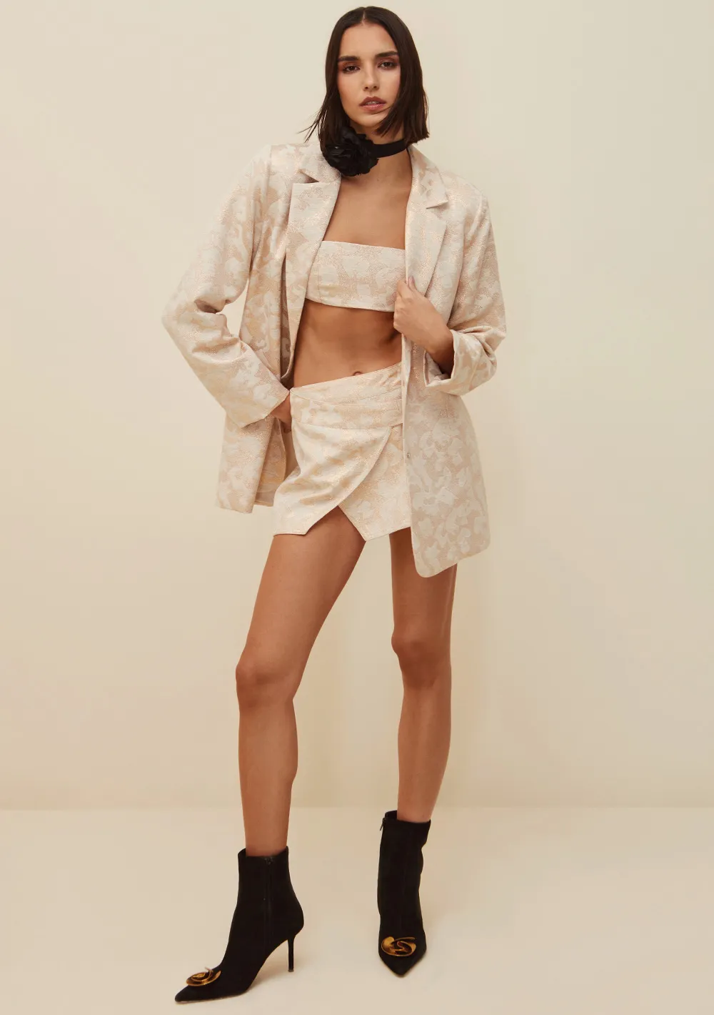 Saia Morena Rosa Mini Envelope Com Botão Bege