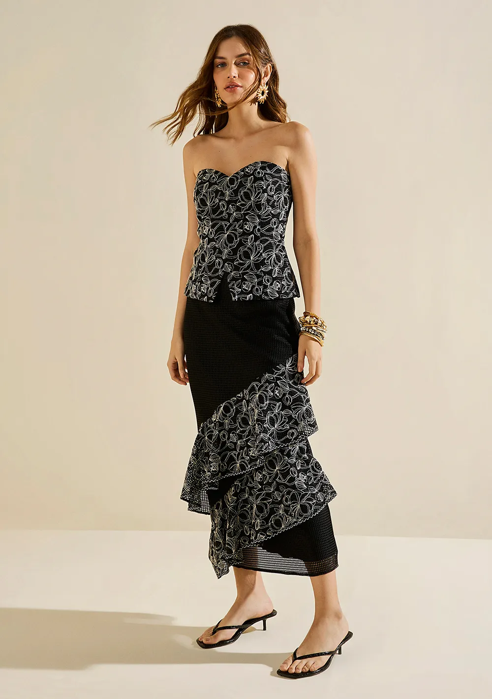 Saia Morena Rosa Reta Alta Midi Preto