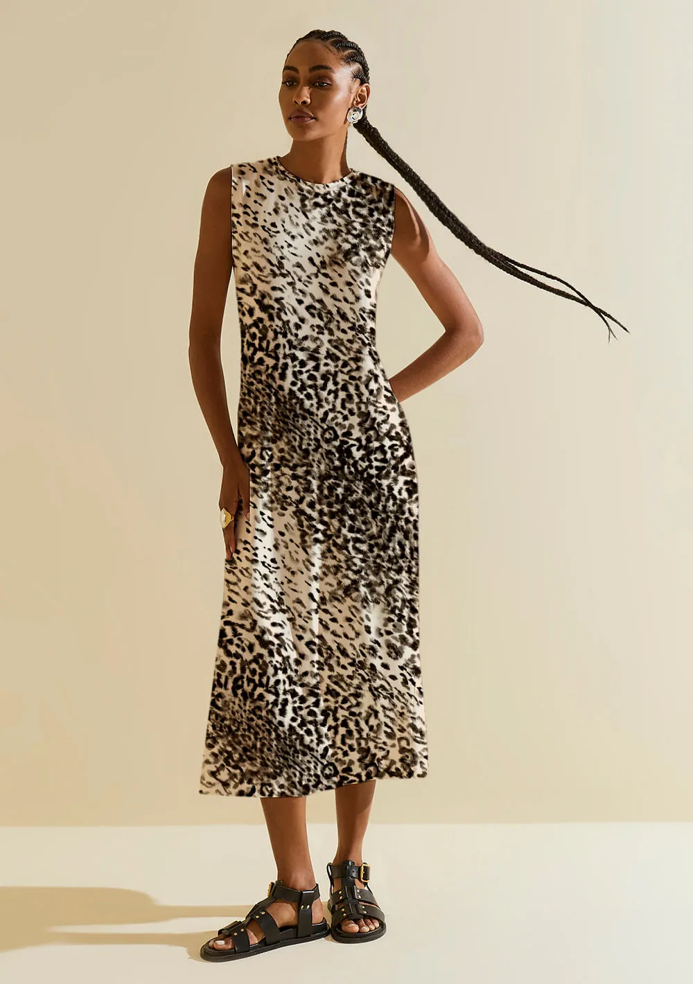 Vestido Morena Rosa Solto Decote Careca Sem Manga Midi Marrom