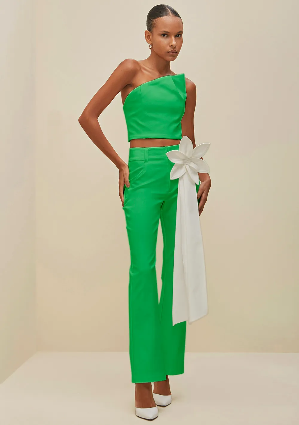 Calca Morena Rosa Boot Cut Cós Alto Detalhe Bolso Verde