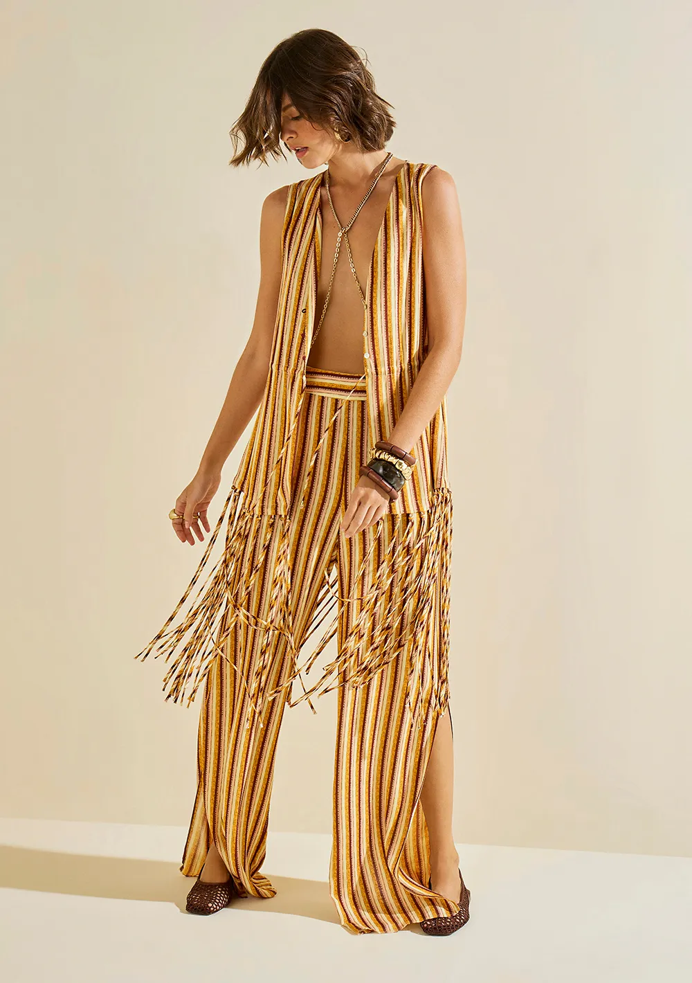 Regata Morena Rosa Solta Decote V Alongada Laranja