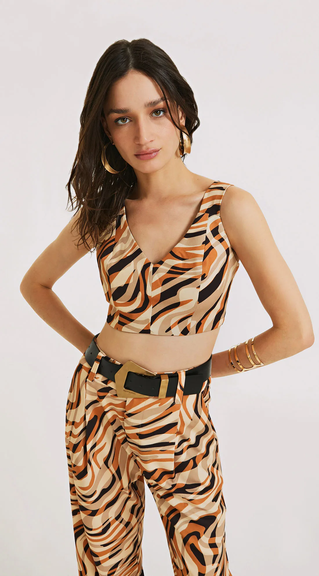 Top Morena Rosa Justo Alça Detalhe Zíper Marrom