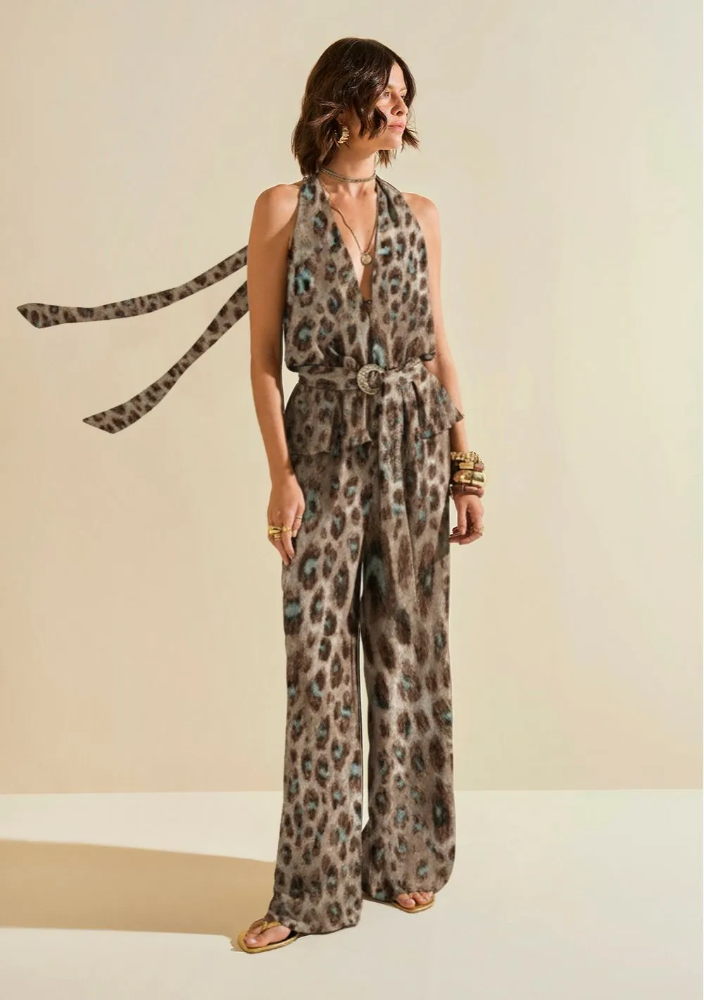 Macacão Morena Rosa Solto Decote V Sem Manga Longo Marrom