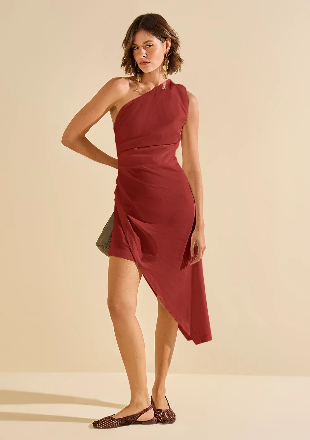 Vestido Morena Rosa Ajustado Um Ombro Só Sem Manga Midi Marrom