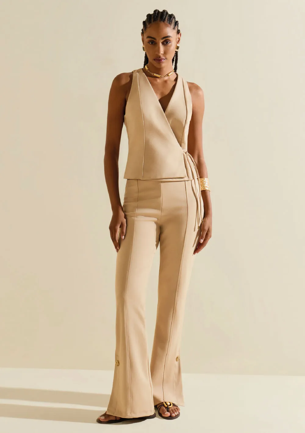 Calça Morena Rosa Boot Cut Alta Bege