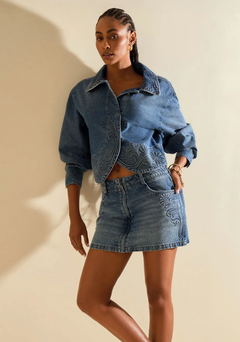 Saia Morena Rosa Reta Média Curta Azul