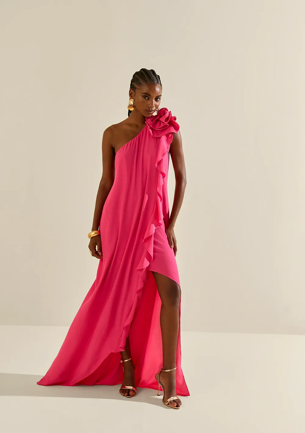 Vestido Morena Rosa Solto Um Ombro Só Sem Manga Longo Rosa