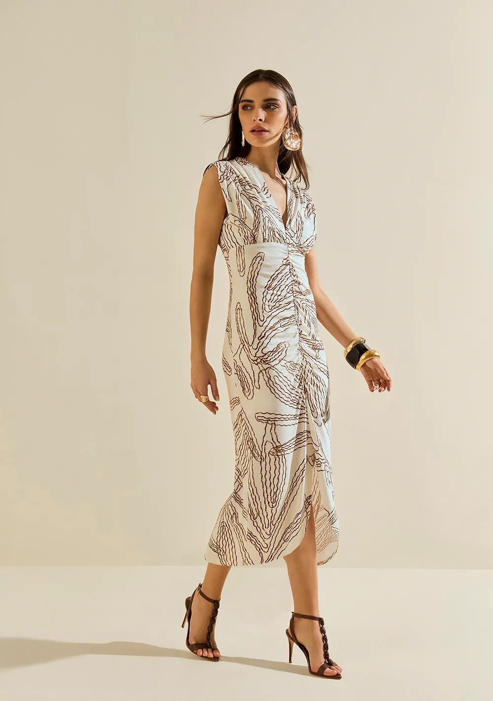 Vestido Morena Rosa Ajustado Decote V Sem Manga Midi Off White