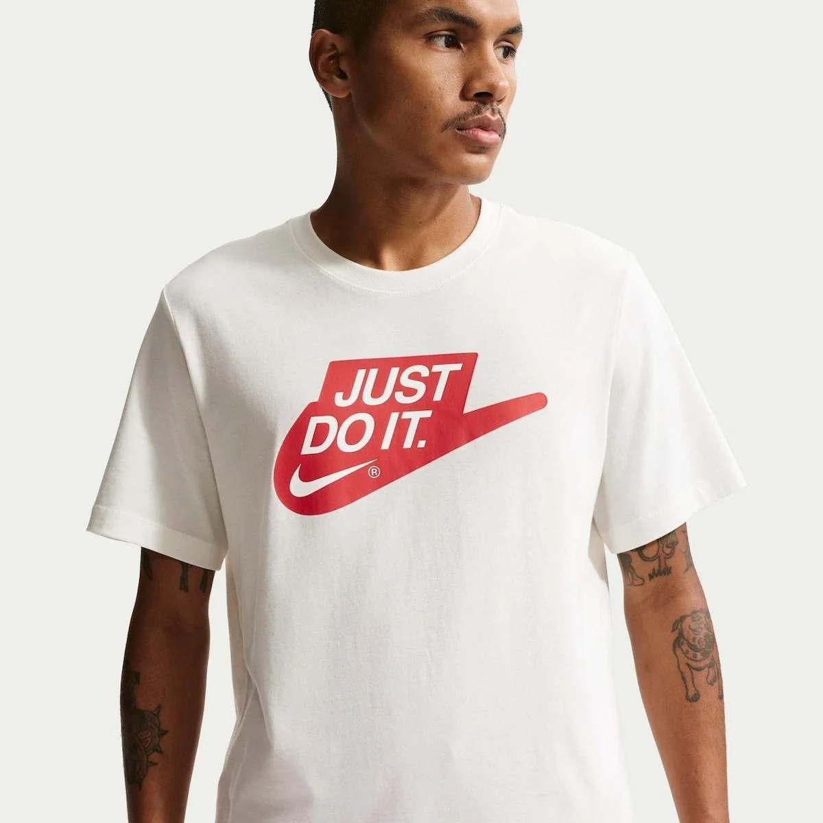 Camiseta Nike Sportswear JDI Masculina