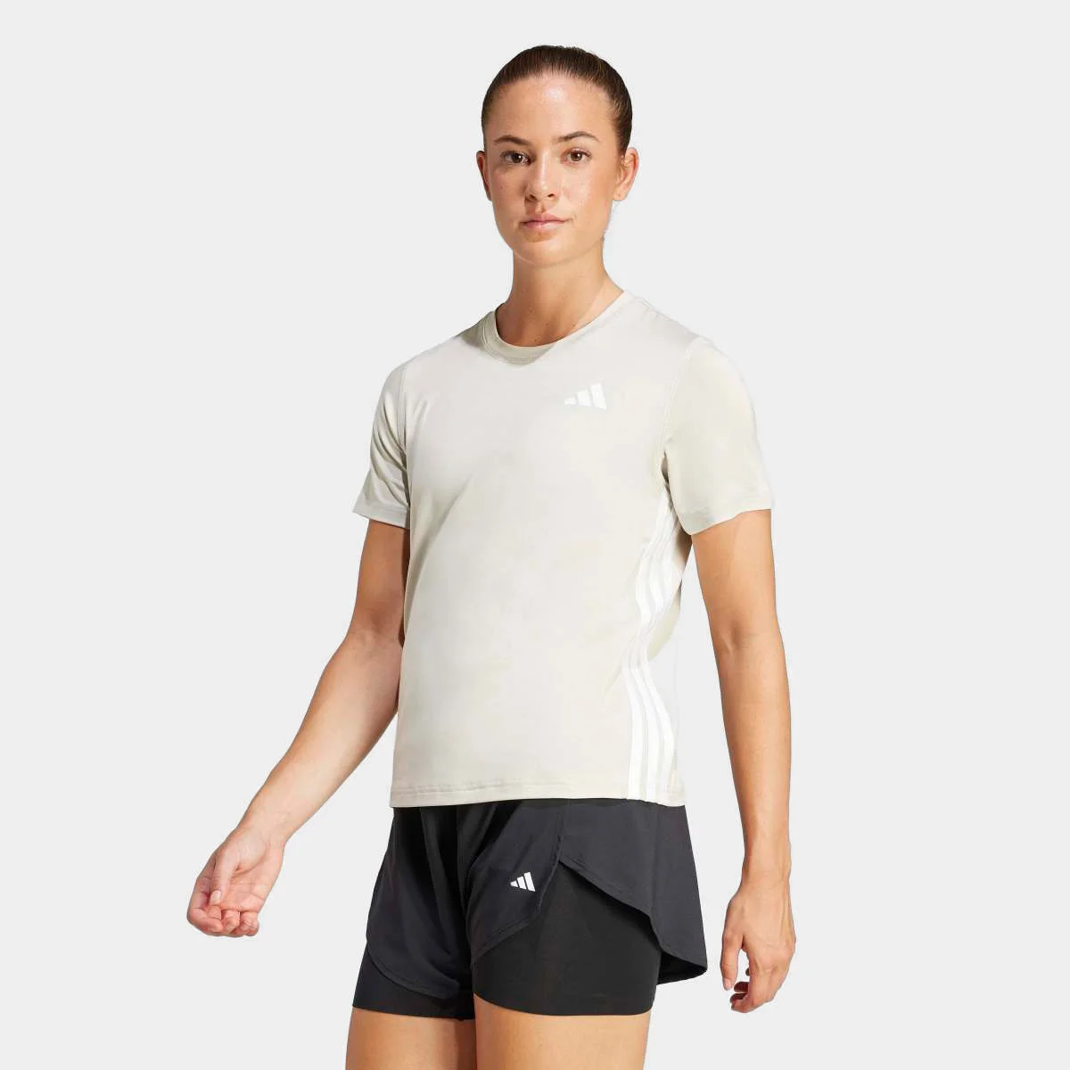 Camiseta Adidas Essentials Logo Feminina