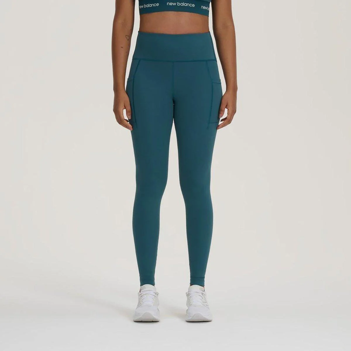 Calça Legging New Balance Sleek Feminina