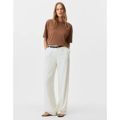 Calça Alfaitada Com Prega