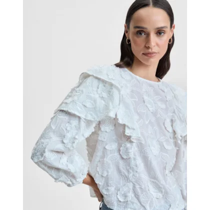 Blusa Babado Bordado 3d