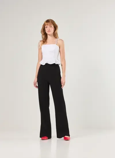 calça alfaiataria reta com fenda